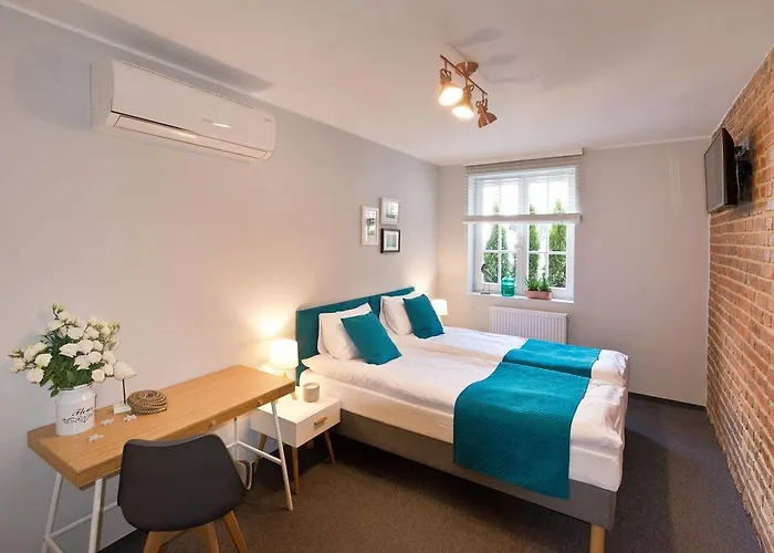 Navy Group - Port 소포트