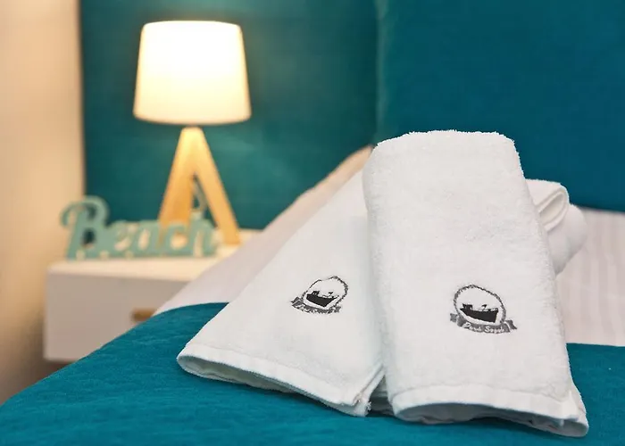 홈스테이 Navy Group - Port 소포트