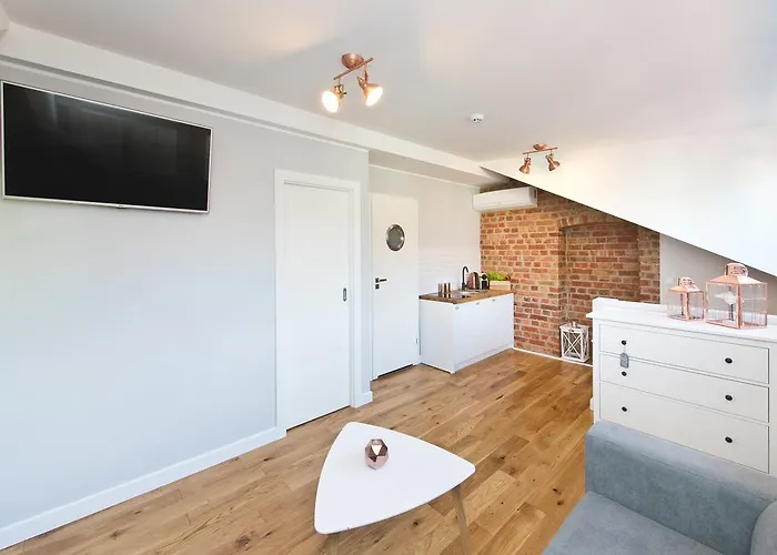 Navy Group - Port Homestay szállás *